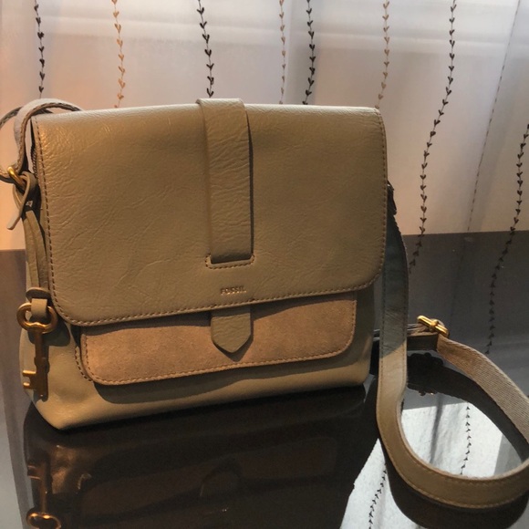 NWOT. Fossil Crossbody Blue - Picture 8 of 9